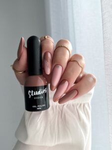 studios didier hibrid gél lakk, latte, 8 ml